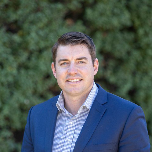 Writer: Gerard Irvine