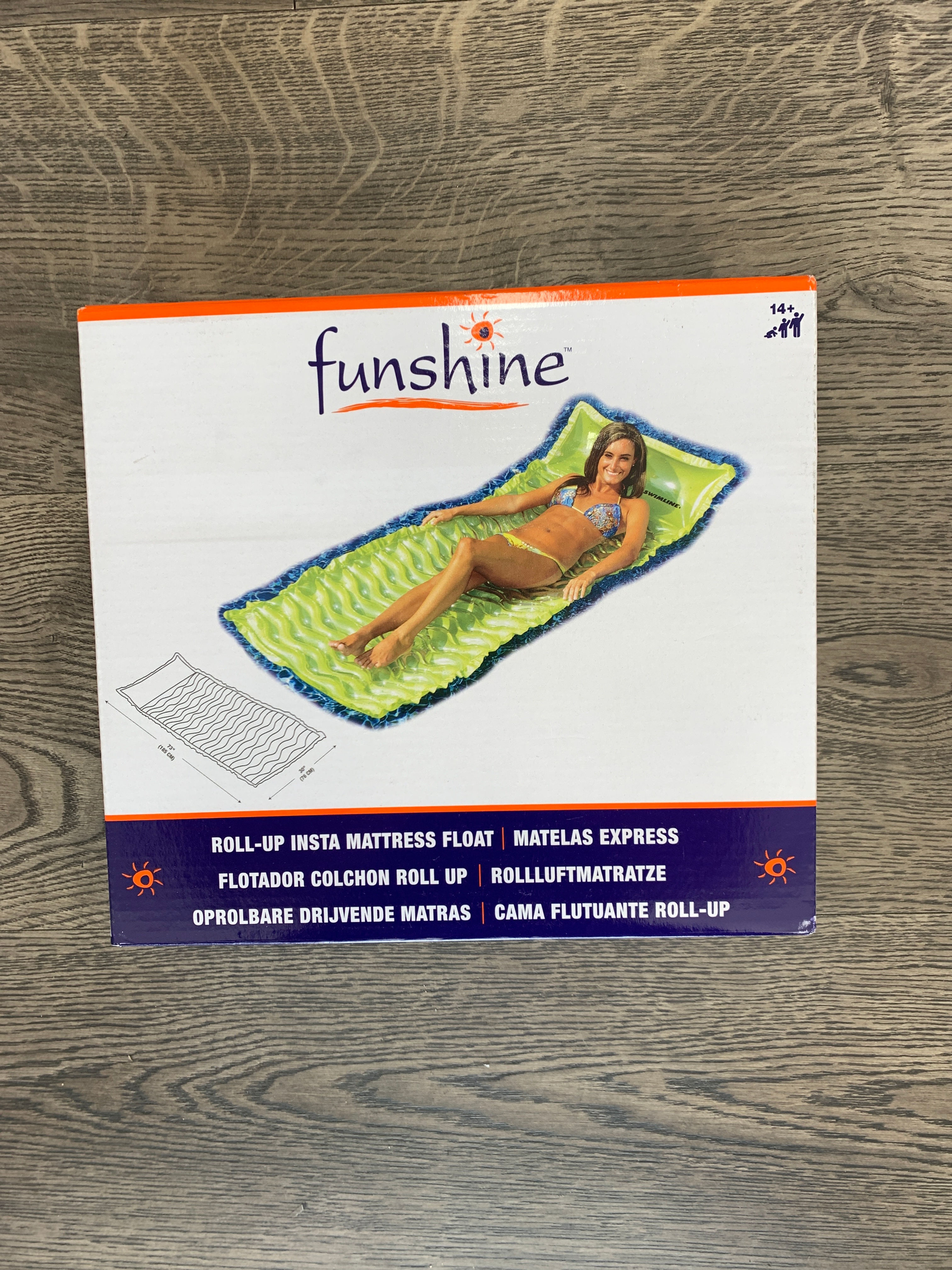 Roll up insta mattress float 