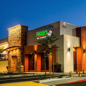 Miguel’s Jr. store front