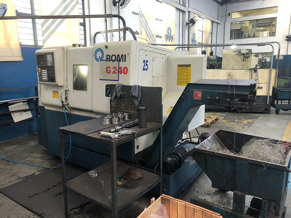 TORNO CNC ROMI G240