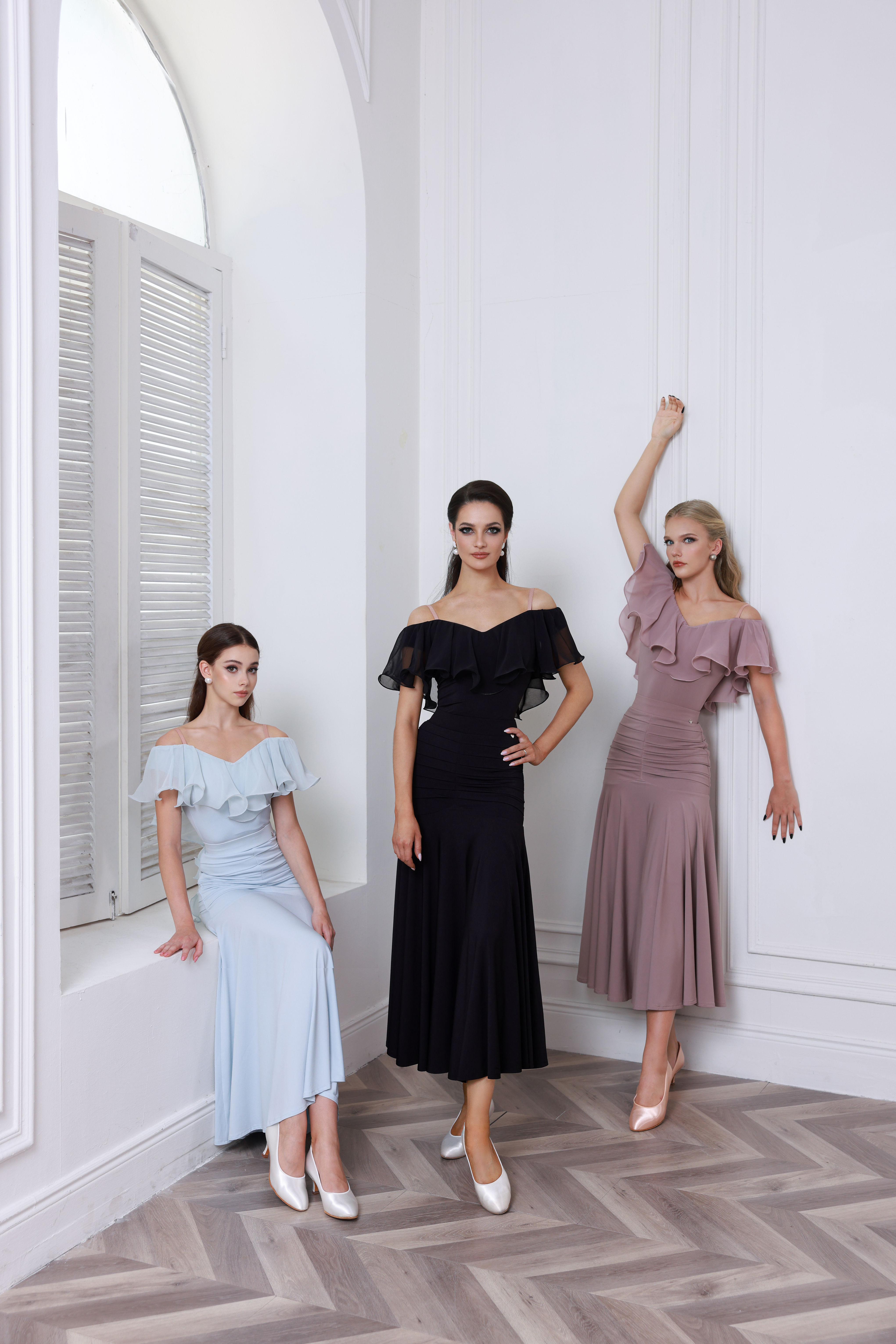 TID B048 | ボールルーム・トップス (全3色)