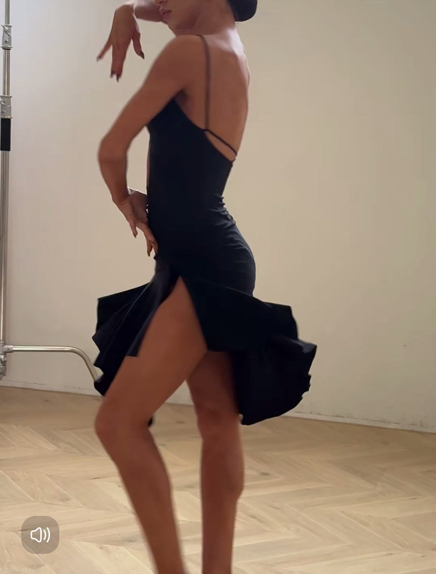 サムネイル： セール品「Dream Haven」 ラテンワンピース【ZYM 2430】