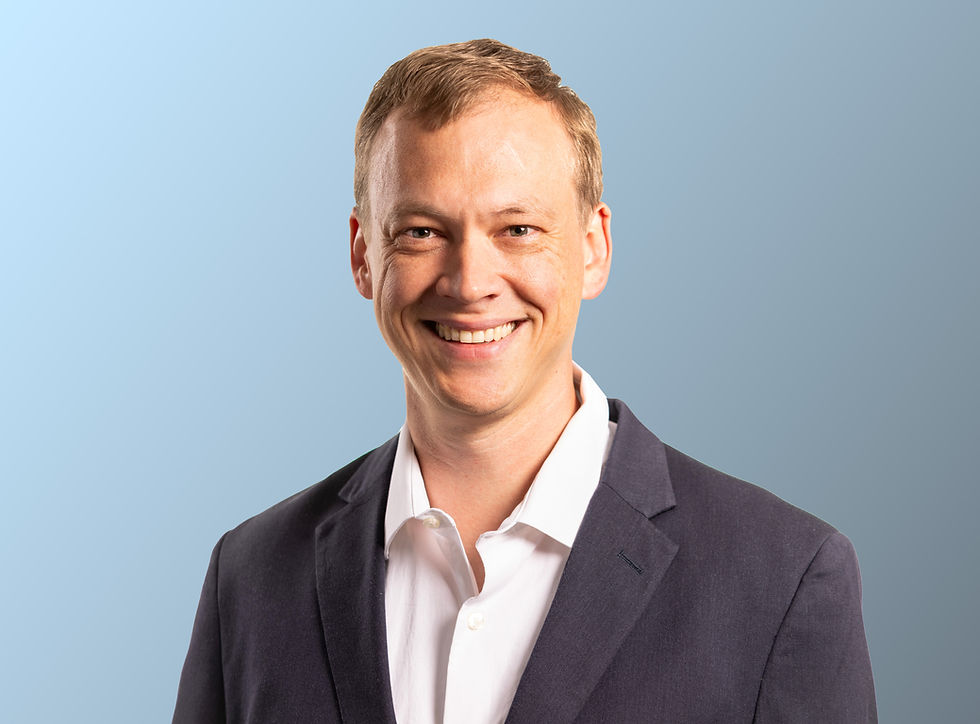 Benedict Voit Headshot 2025.jpg