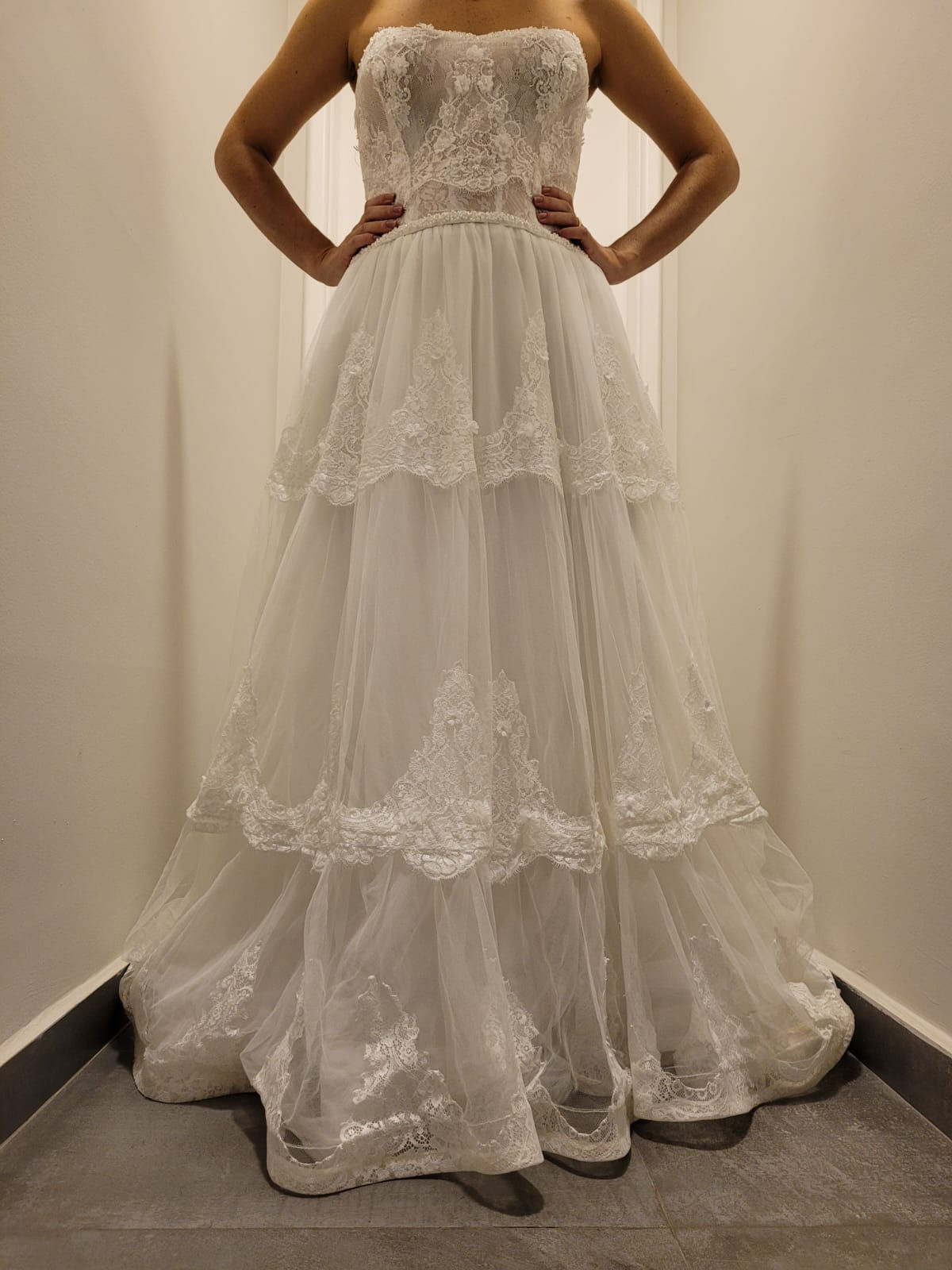 Vestido de noiva Casamarela em tule e renda