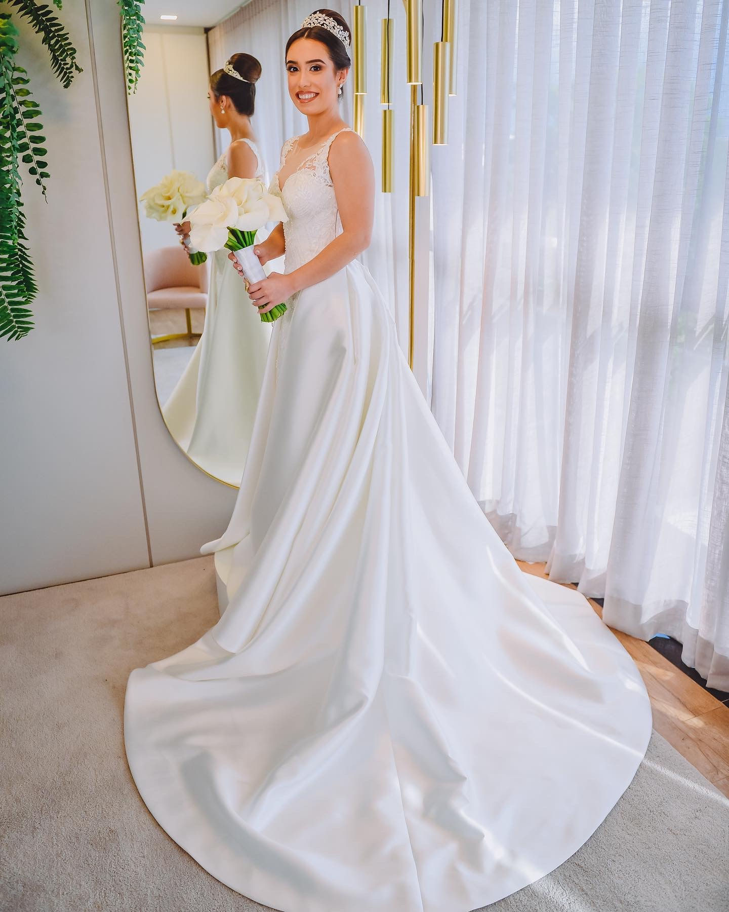 Vestido de noiva Eliana Zanini 2 em 1 sereia bordado