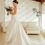 Miniatura: Vestido de noiva Pronovias minimalista evase