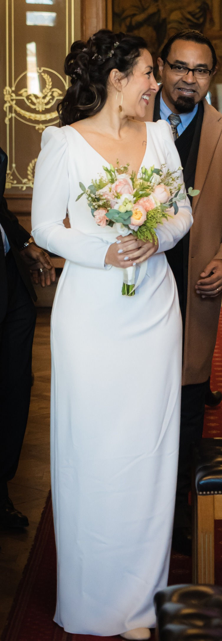 Miniatura: Vestido de noiva Pronovias minimalista mangas longas