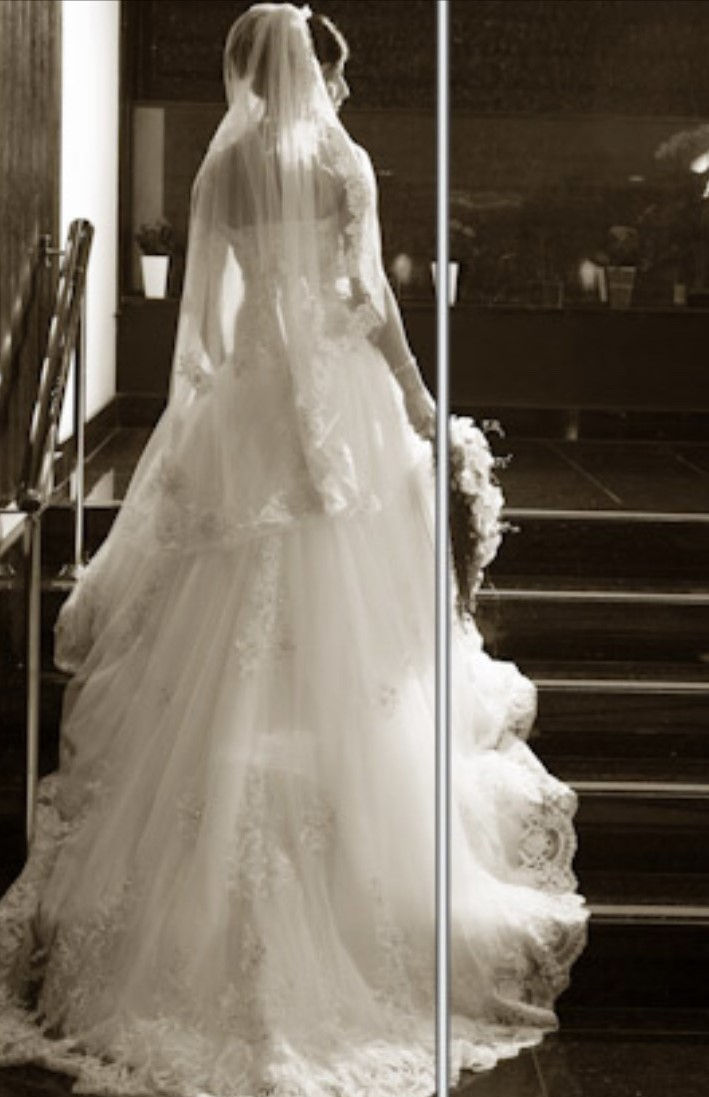 Miniatura: Vestido de noiva Maggie Sottero bordado gola alta