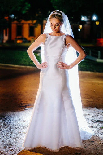 Vestido de noiva Patricia Sabia semi sereia minimalista Emporio Lulu