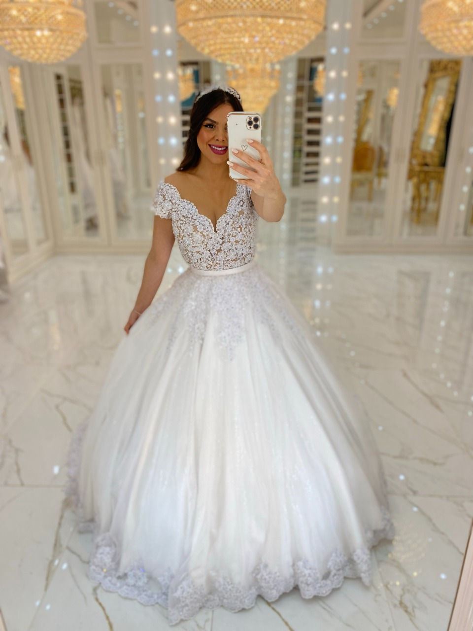 Vestido de noiva princesa Barbara Melo ombro a ombro