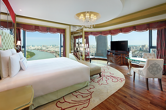 Nghỉ dưỡng đẳng cấp & khám phá vẻ đẹp Hòn ngọc Viễn Đông cùng The Reverie Saigon