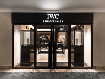 IWC Schaffhausen khai trương hoành tráng boutique đầu tiên tại Hà Nội