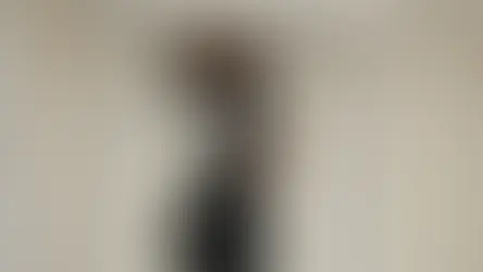 Túi xách mini: Biểu tượng huyền thoại thập niên 2000 "tái sinh" thành xu hướng mới