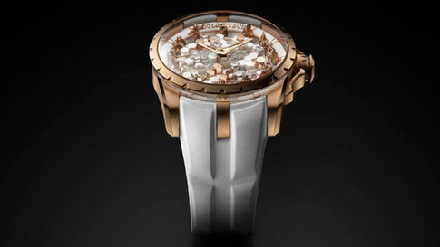 Roger Dubuis kể lại truyền thuyết Arthur qua dòng đồng hồ Excalibur Merlin giới hạn