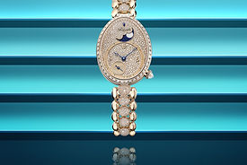 Breguet Reine de Naples 9935 tôn vinh 250 năm di sản với thiết kế phủ kim cương quý