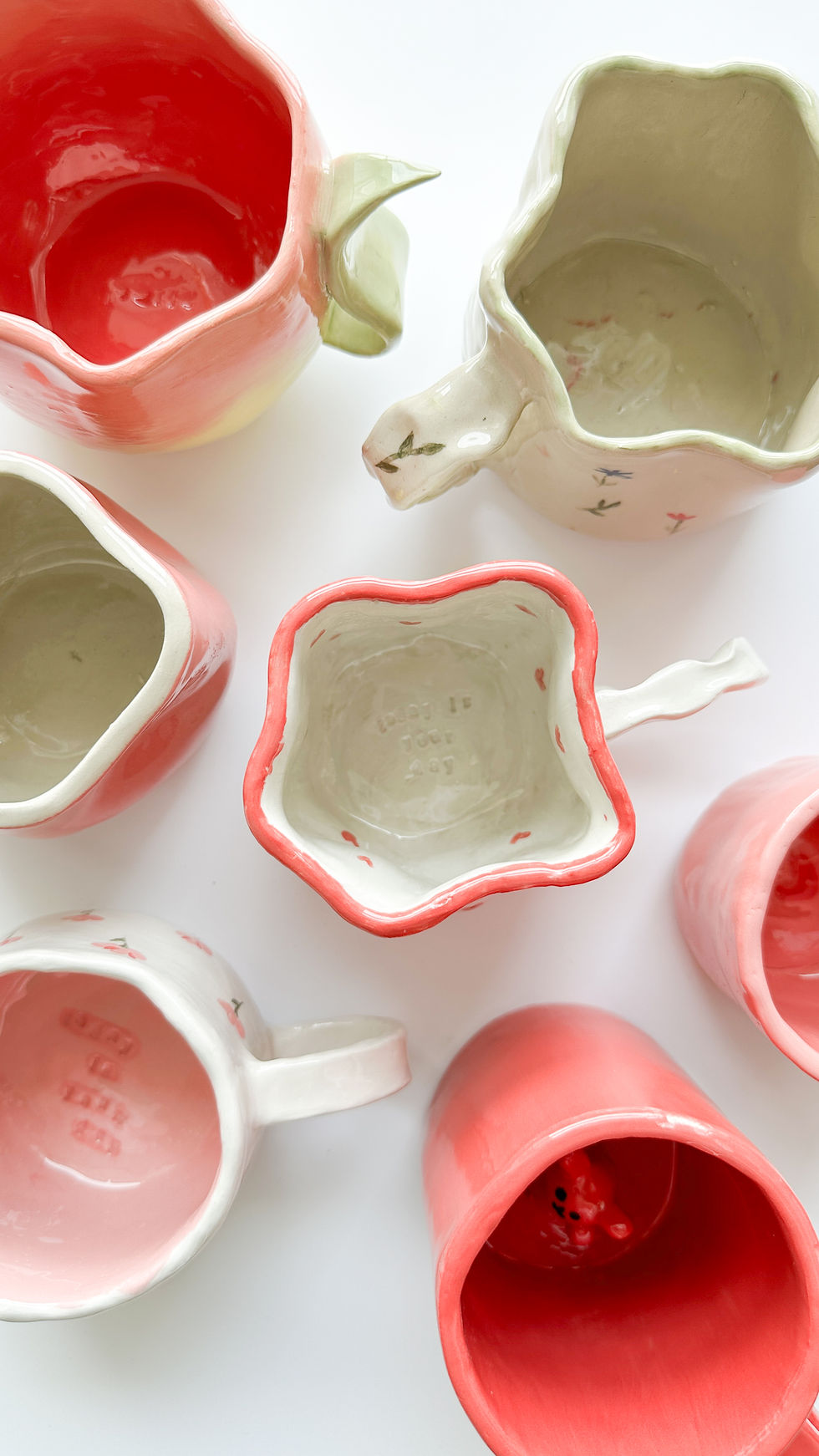 Sīktēls: Meistarklases Rīgā | Krūzes veidošana un apgleznošana