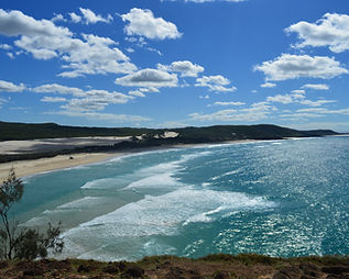 Indian_Head_view_on_Fraser_Island_(May_2016).jpg