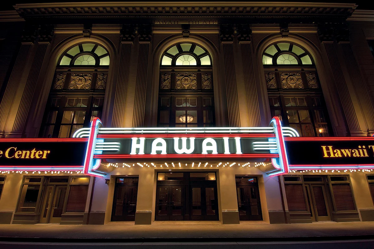 04-hawaii-theatre-marquee (1).webp