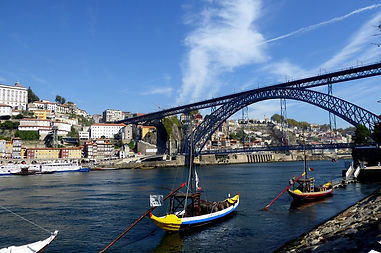 porto-2941323_1920.jpg