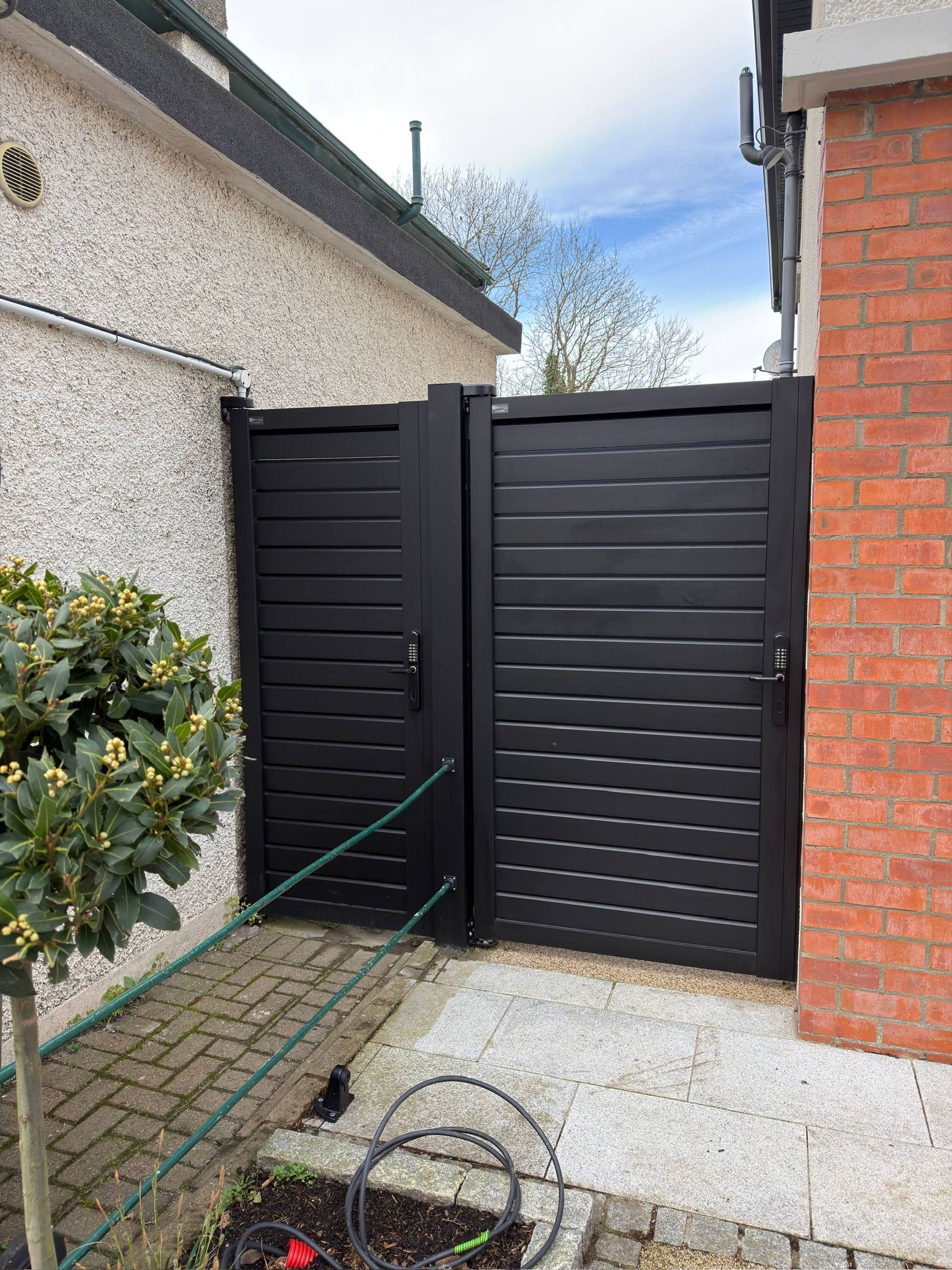 VENTUS PEDESTRIAN GATE