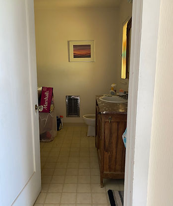 bathroom old.jpeg