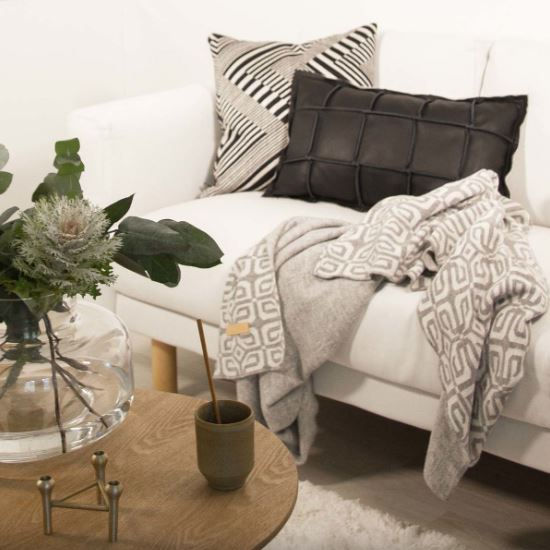 Thumbnail: MIIKO Louhi wool blanket, grey/light grey