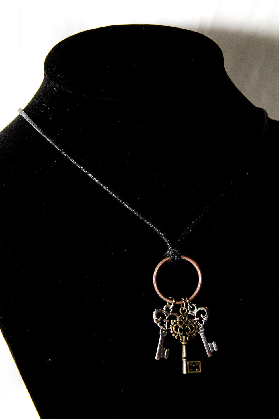 Thumbnail: Keyring of Escape