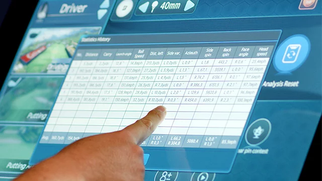 Golfzon-Touchscreen.webp