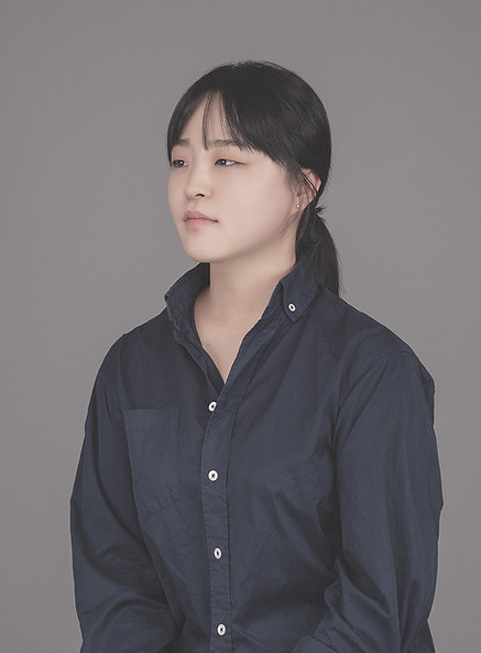 프로필 사진_김아라-1.jpg