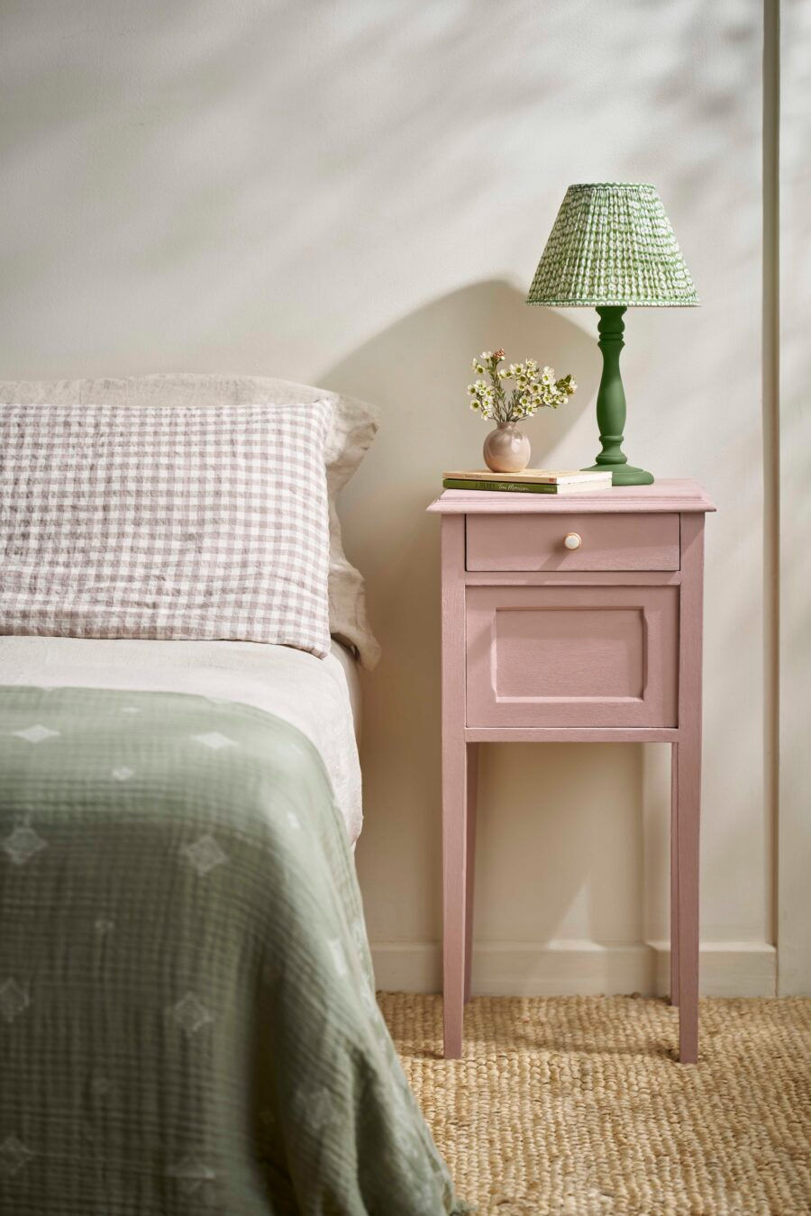 Miniatură: noptiera vopsita in Jaipur Pink