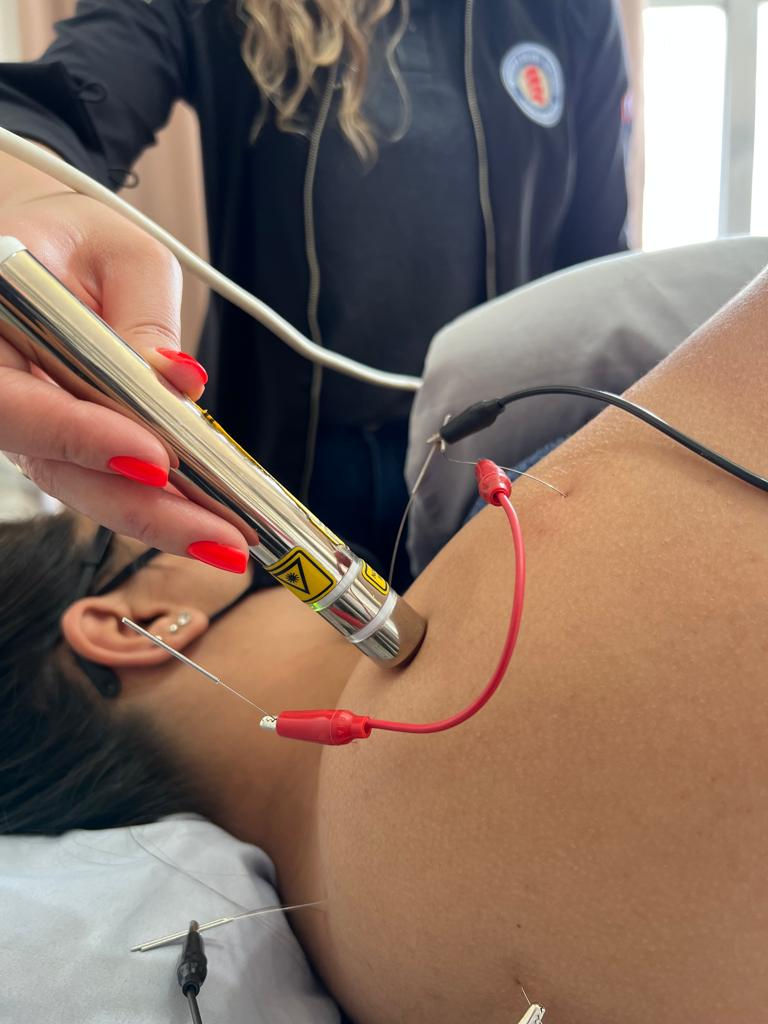 Laser e Eletroterapia Avançada