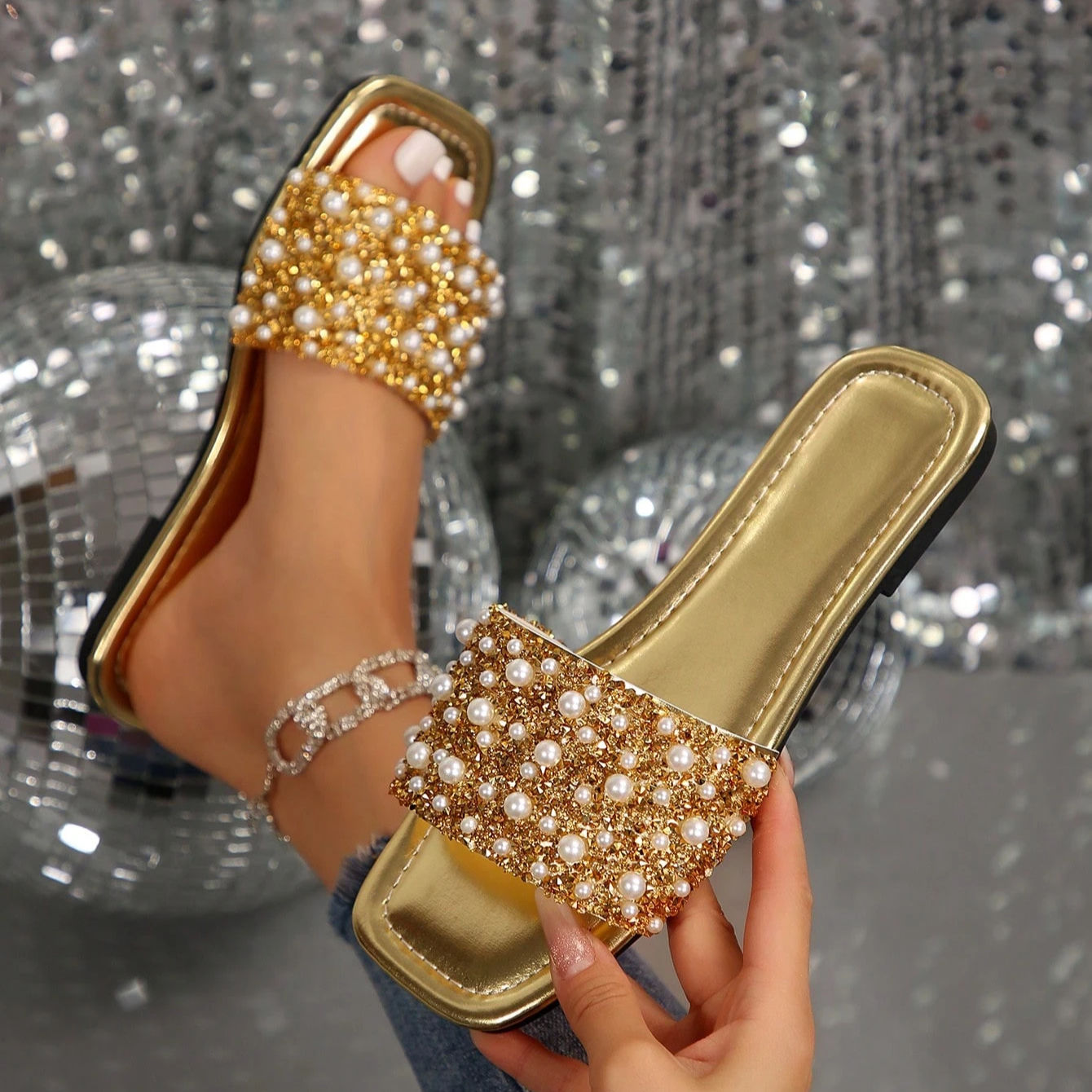 Women Slippers Rhinestone Flat Sandals Fashion Crystal Summer Slippers Comfort N