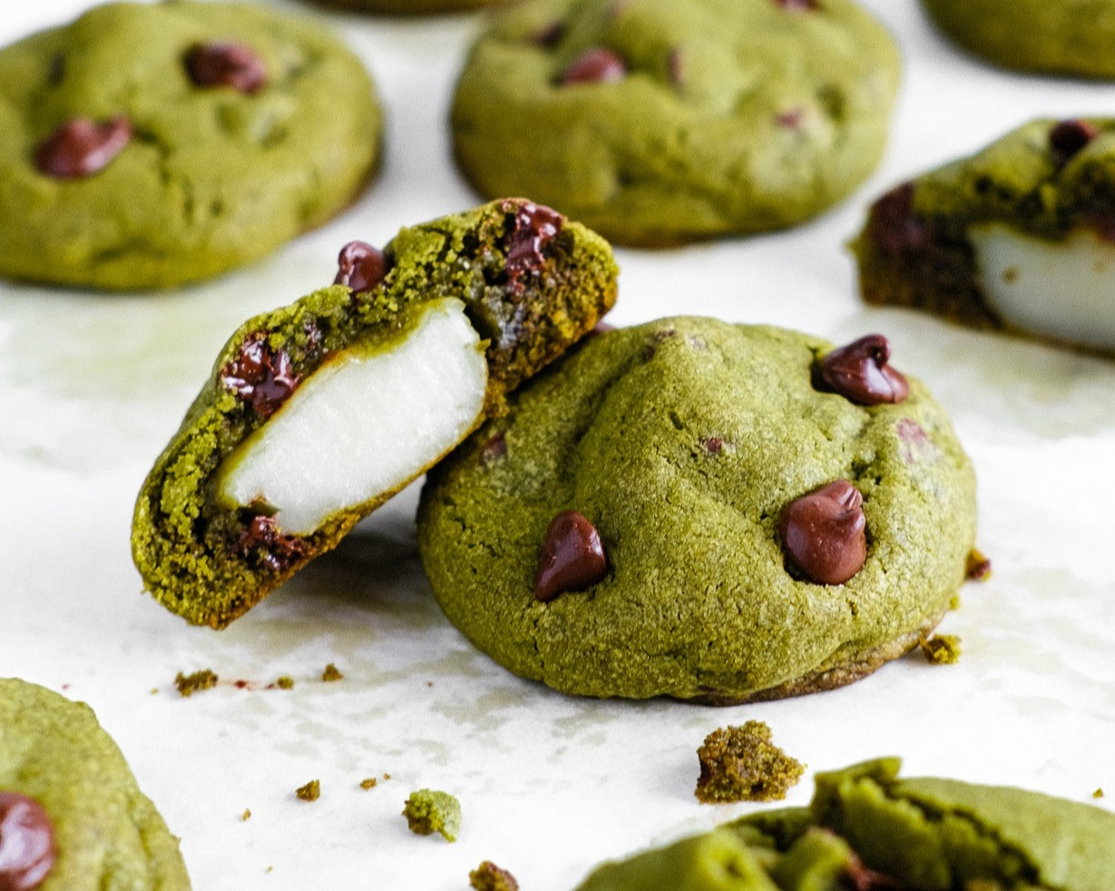 MATCHA CHOCOLATE CHIPS MOCHI