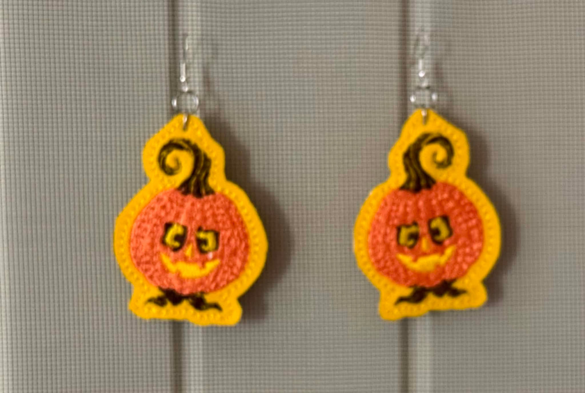 Digital Jack-o'-Lantern Bulb Earrings | ITH Digital Embroidery