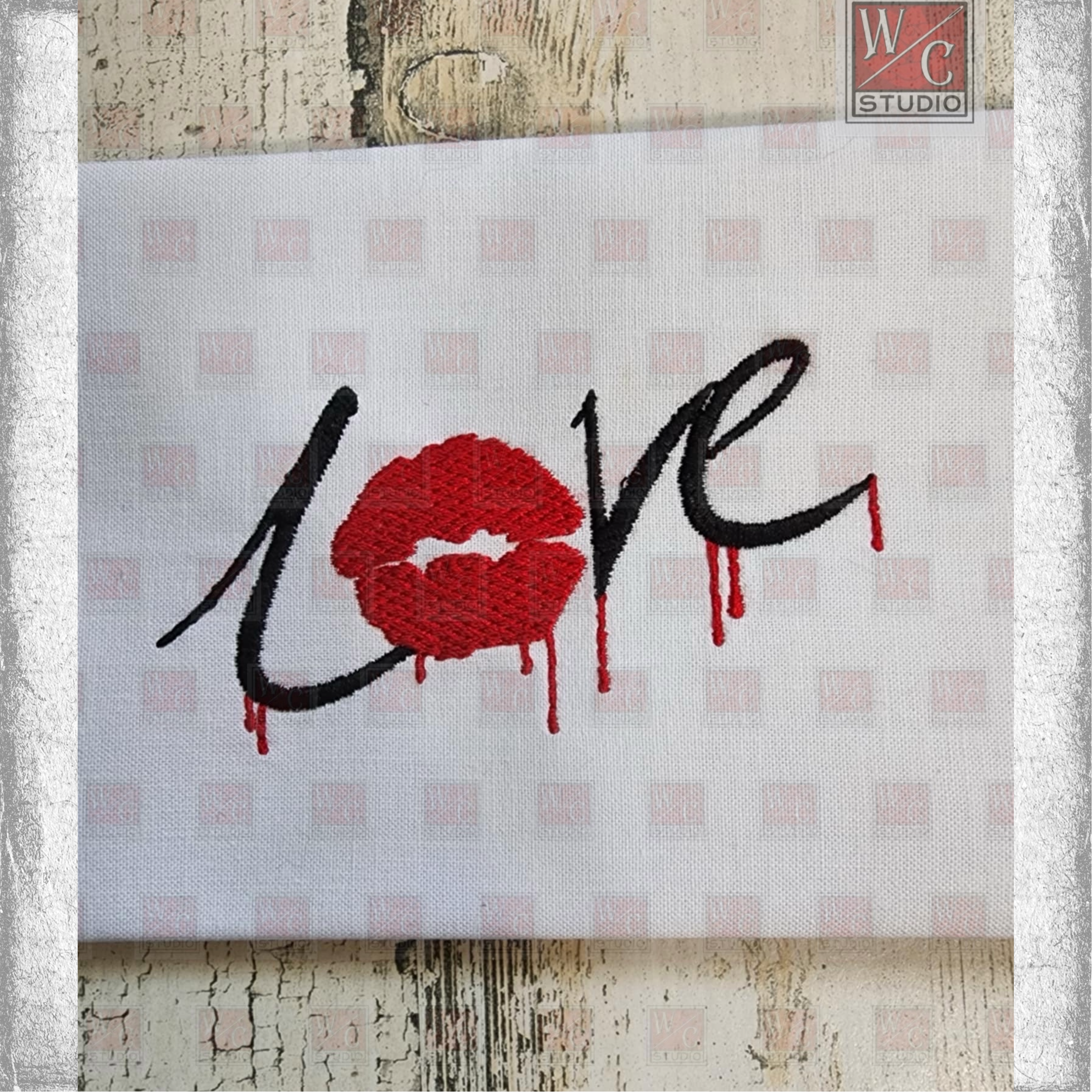 Digital Love Lips Applique 4x4 Digital File