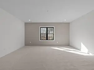 6435e8a5d0eee13f62fd44daad6c5d81-cc_ft_576