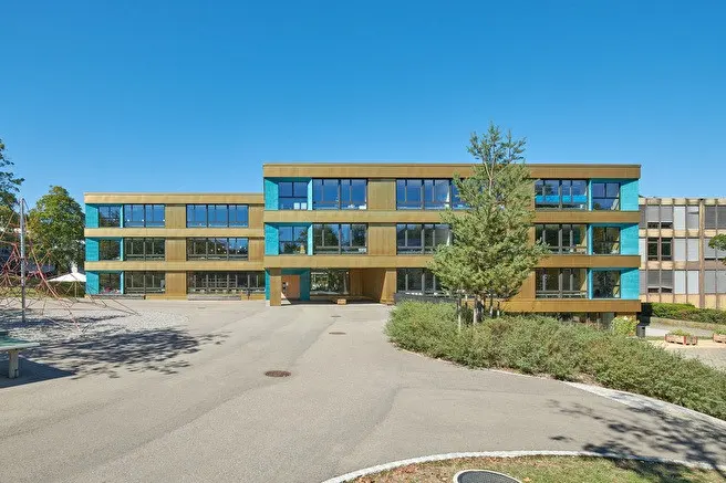 L'école primaire agit-elle de manière arbitraire lorsqu'il s'agit de transferts au secondaire ?