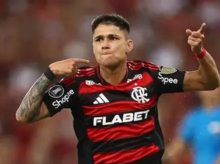 LUIZ ARAÚJO DESENCANTA, GANHA FORÇA NO ELENCO E REFORÇA CONFIANÇA DO FLAMENGO PARA DECISÃO NO MARACANÃ
