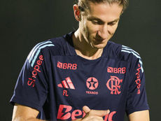 Flamengo mira feito histórico e busca superar recorde da geração de Zico