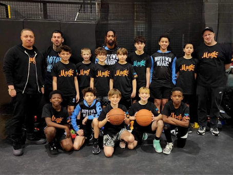 Hardwood Classic: Motown Heroes and Motown Magic joined forces!