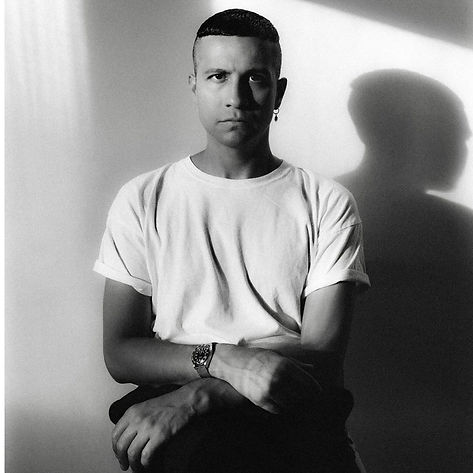 Portrait_Héctor.jpg