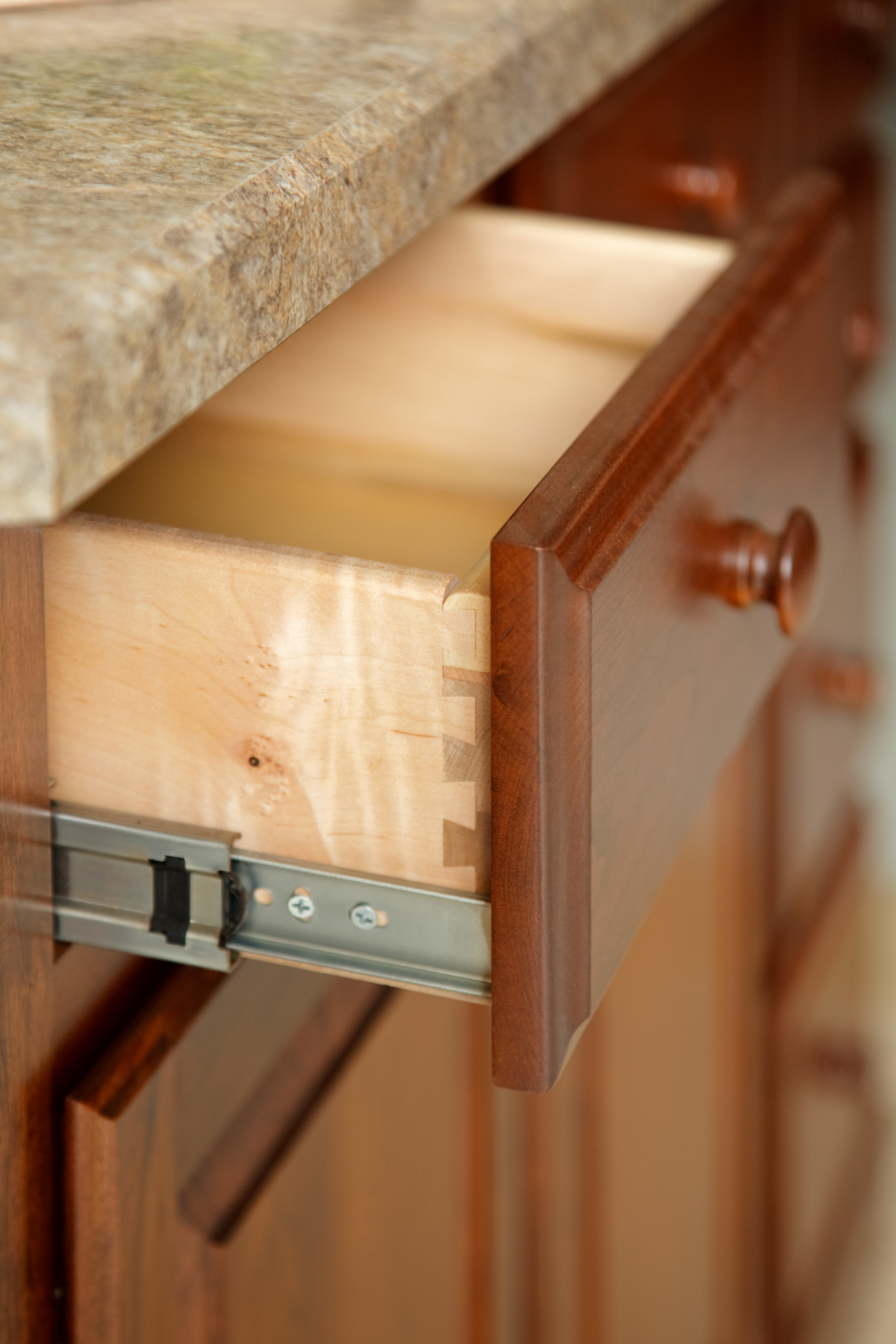 Kitchen Island_Full Extension Soft Close