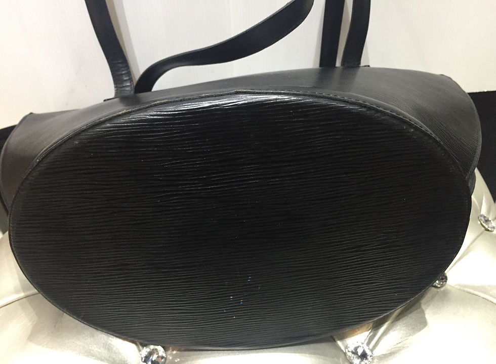 サムネイル： LOUIS VUITTON  SAINT JACK EPI black M52332