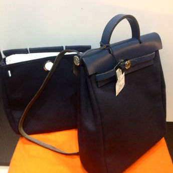 HERMES YeleBag Ado PM Neivy