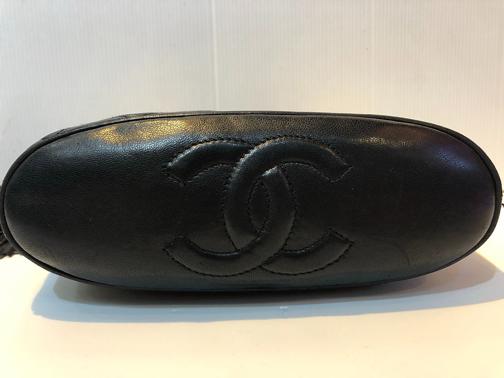 サムネイル： CHANEL    VINTEGE     FRINGE  CHAIN         SHOLDER BAG       1990YEAR      