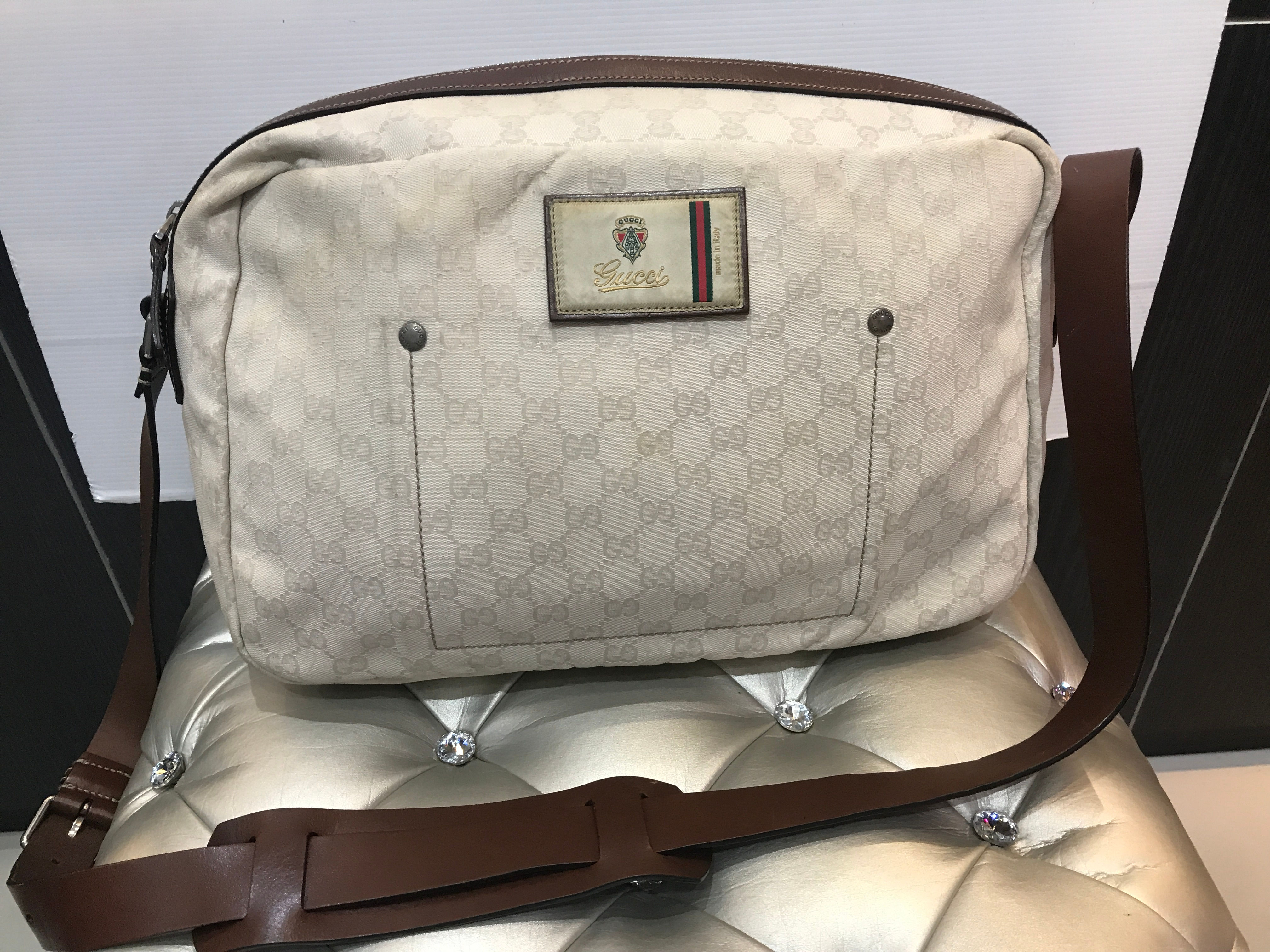 GUCCI   SHOLDER  BAG       CAMPAS&LERTER        GG  WHITE      223648     