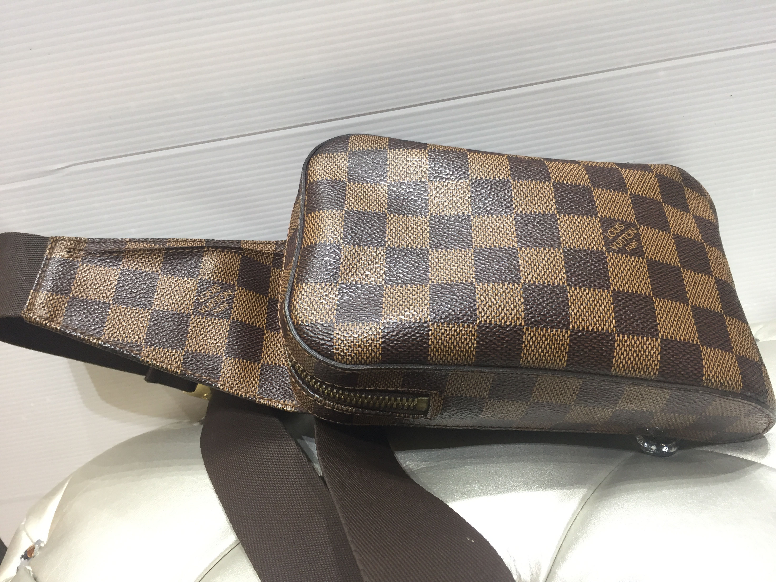 LOUIS VUITTON GERONIMOS N51994