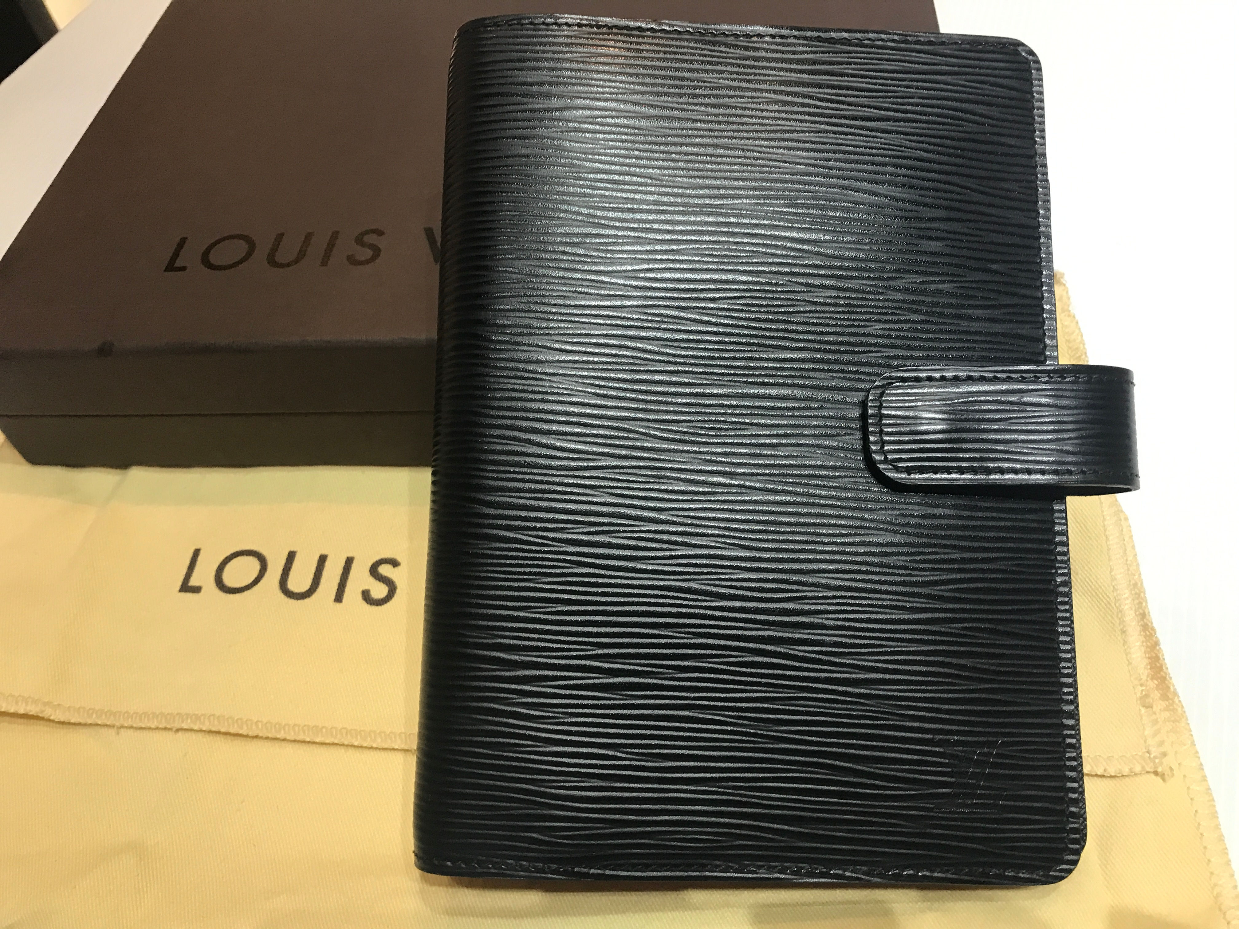 LOUIS VUITTON  AJENDA MM    EPI   BLACK  R20042   CODE RI0194   FULL  SET     