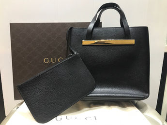 GUCCI LERTHER HANDBAG BLACK With Poch