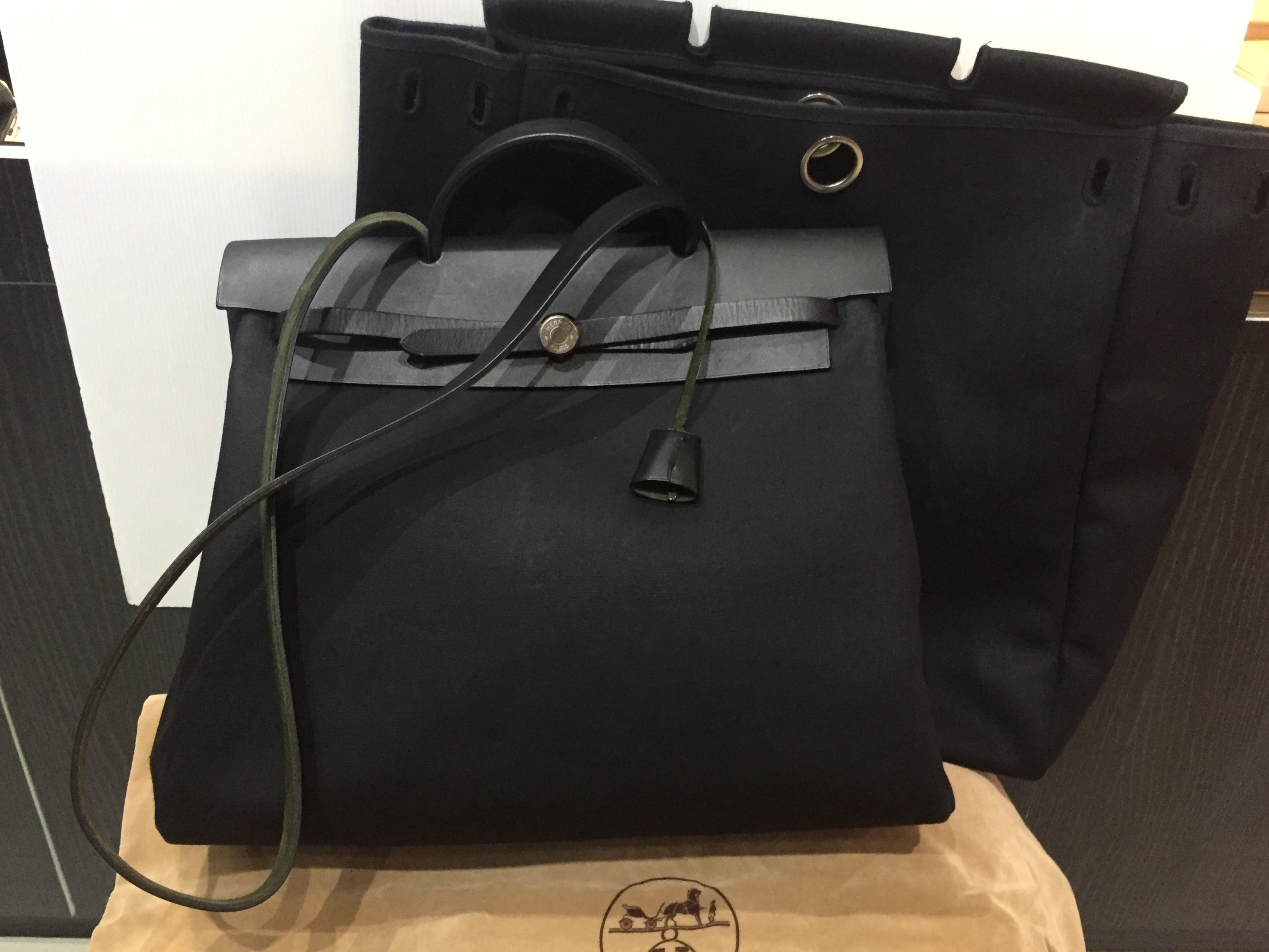 HERMES   2WAY   HER BAG MM     black   good condition      
